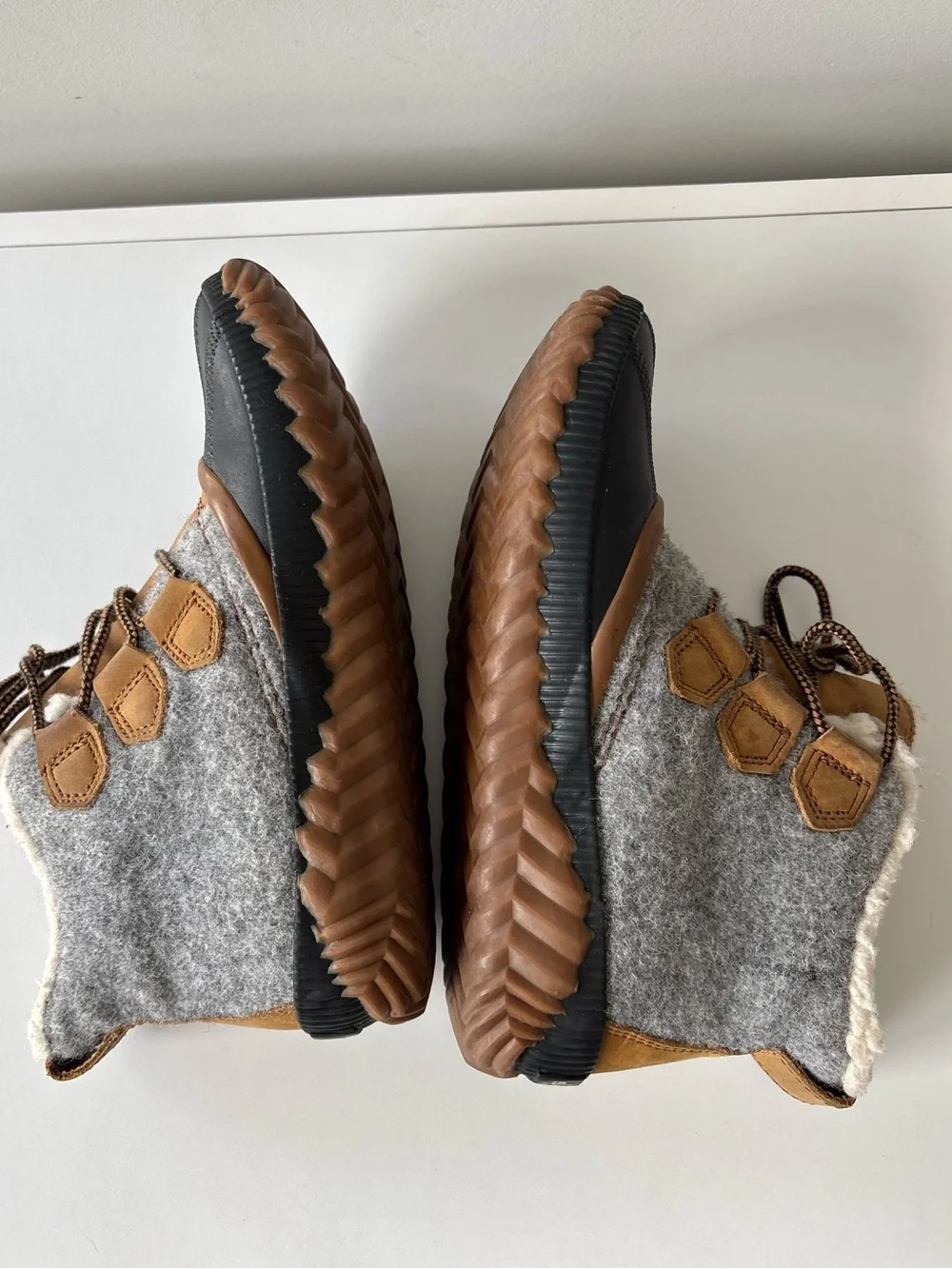 Sorel Out N About Plus Felt Boots Women’s 7 Waterproof